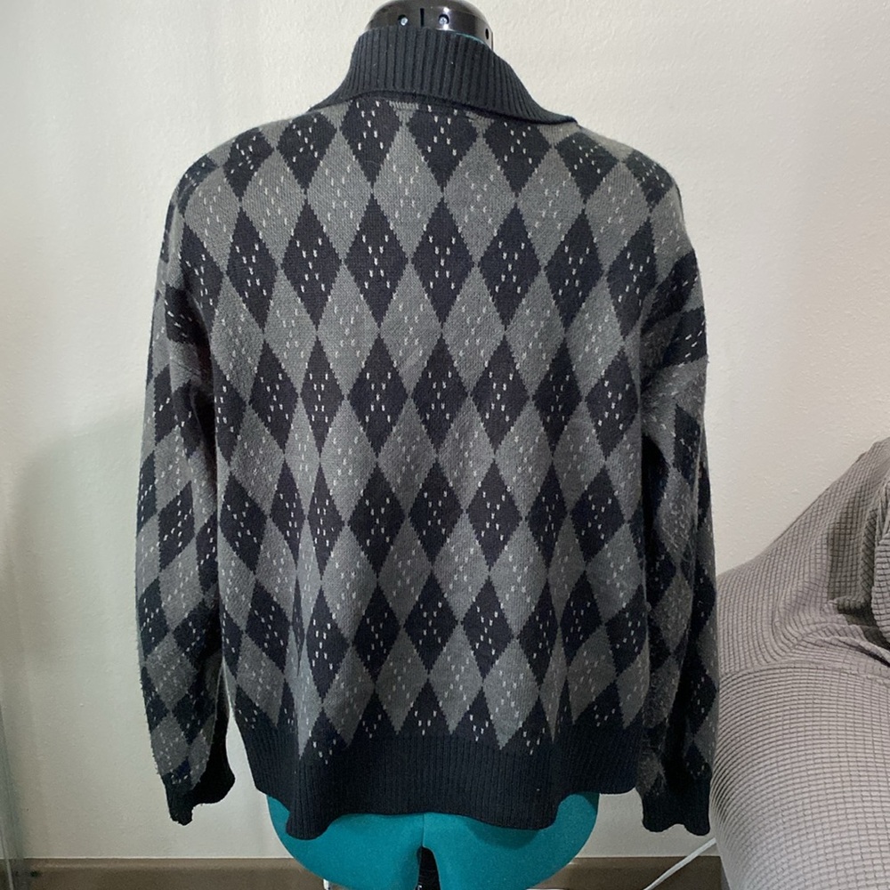 Harry Potter Hogwarts black and grey diamond patterned cardigan sweater - Picture 4 of 8